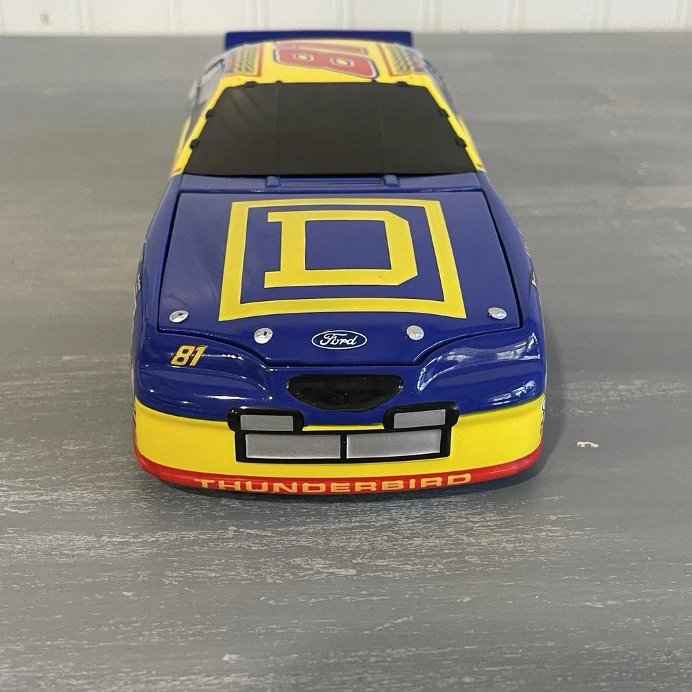 Kenny Wallace #81 Square D Racing 1997 Thunderbird ‎ 1:24 Action Diecast NIB